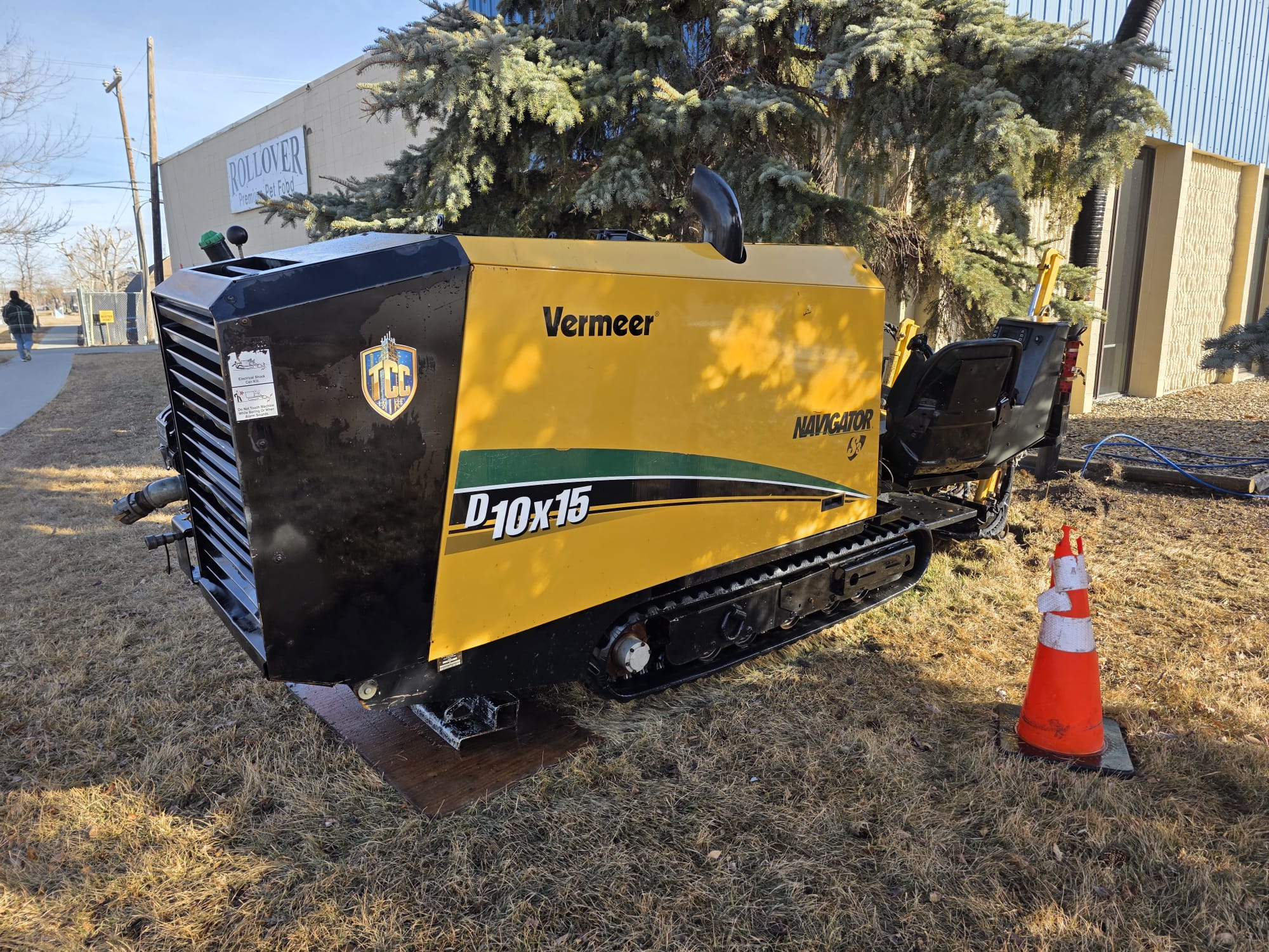 Vermeer directional drilling rig at work